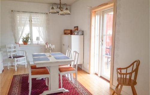 Kosta Casa | 2 Bedroom Cozy Home In Kosta