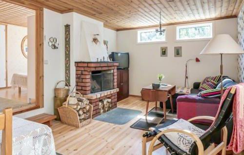 Linneryd Casa | 2 Bedroom Cozy Home In Linneryd