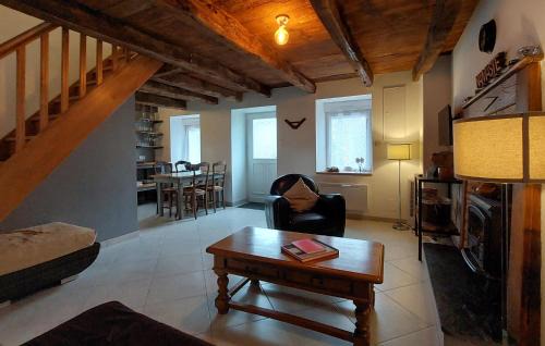 Plumieux Casa | 2 Bedroom Cozy Home In Plumieux