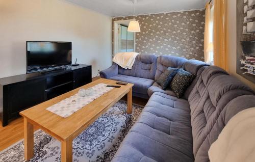 Falkoping Casa | 2 Bedroom Cozy Home In Falköping