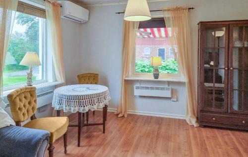 Falkoping Casa | 2 Bedroom Cozy Home In Falköping