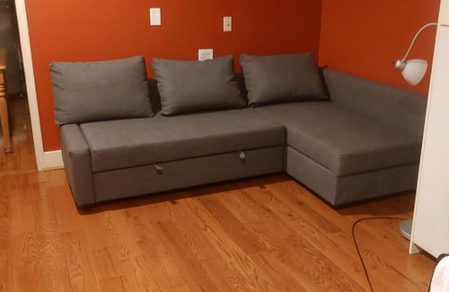 North Philadelphia East Apartamento | 2 Bedroom entire floor with small deck adjacent the kitchen