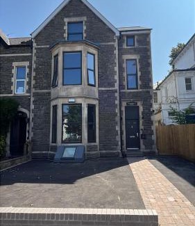 Adamsdown Apartamento | 2 Bedroom Flat in Marlborough House Cardiff Centre
