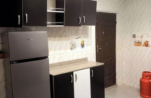 Obazu Casa | 2-BEDROOM for short/Longer stays. Whole building
