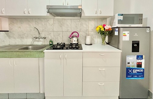 Cusco Apartamento | 2 Bedroom Fully Furnished Apt, Walkable Andina University with WiFi, hot shower