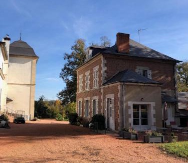 Charmeil Casa | 2 bedroom Gîte-Cottage- Chateau de Charmeil