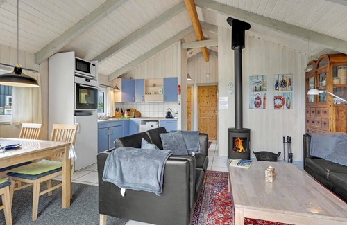Falen Casa | Preciosa casa en Hemmet con WiFi