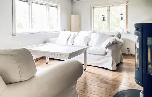 Hallaryd Casa | 2 Bedroom Gorgeous Home In Hallaryd