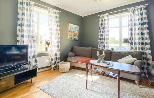 Hylte Casa | 2 Bedroom Gorgeous Home In Hyltebruk