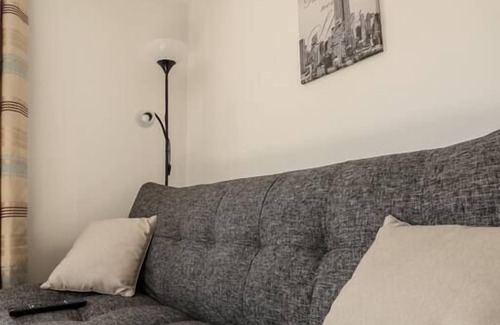 Middleton Cheney Apartamento | 2 bedroom - great location near train station & parking @Banbury