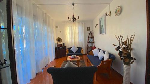 Belle Mare Apartamento | 2 Bedroom Ground Floor Apartment 1 km from the Beach