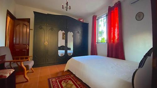 Belle Mare Apartamento | 2 Bedroom Ground Floor Apartment 1 km from the Beach