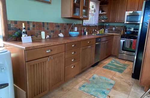 Orange Creek Casa | 2 Bedroom Home on the Prettiest Bay in North Cat Island