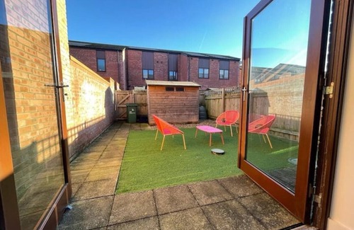 Stockton-on-Tees Casa | 2 Bedroom House with Garden next to the River Tees