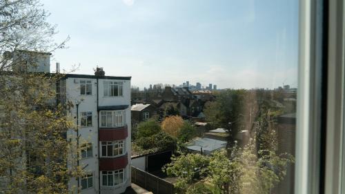 Leyton Apartamento | 2 bedroom house , 25 mins to center