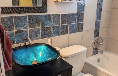 Disston Heights Casa | 2-bedroom house in brilliant St. Petersburg with WiFi, AC