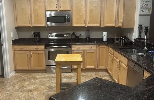 Festival Ranch Casa | 2-bedroom house in Buckeye. Shopping close by. Sun City Festival Community
