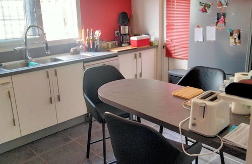 Pin - Vert Galant Cama Y Desayuno | 2-bedroom house to rent for the 24 h du Mans period