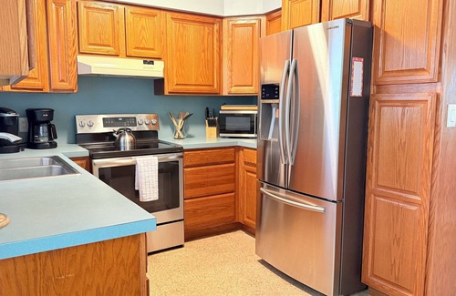 Satellite Beach Casa | 2-bedroom house in Satellite Beach I 4 Min Walk from the Beach