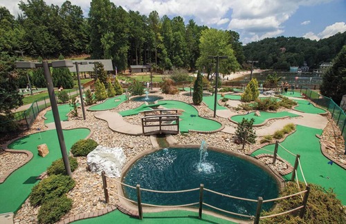 Lake Lure Condominio | 2 Bedroom Lockoff Condo, Sleeps 8, in Blue Ridge Mountains, Fairfield Mountains!