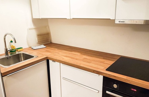 Novi Sad Apartamento | Loft de 2 habitaciones de 70 metros cuadrados con garaje privado 5 minutos a pie de la plaza principal