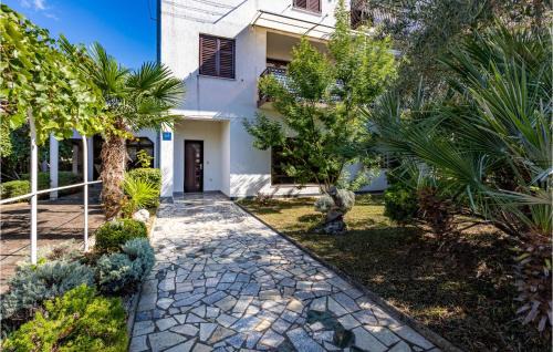 Milcetici Apartamento | 2 Bedroom Lovely Apartment In Zidarici