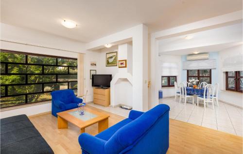Milcetici Apartamento | 2 Bedroom Lovely Apartment In Zidarici