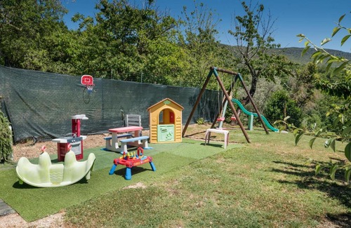 Massa Martana Casa | 2 Bedroom Lovely Home In Massa Martana