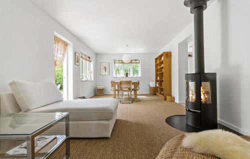 Holloselund Casa | 2 Bedroom Lovely Home In Vejby