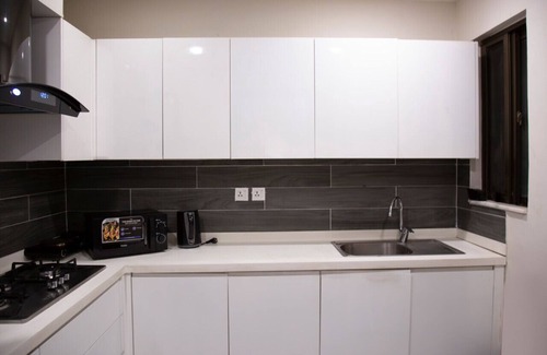 Lahore Apartamento | 2-Bedroom Luxury Apartment – Perfect for 5 Guests