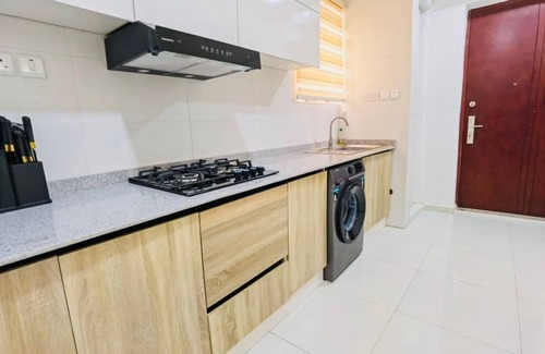 Ikoyi Apartamento | 2 BR Luxury Apartment w/Pool, Free WIfI, City View, Serene & Secure environment.