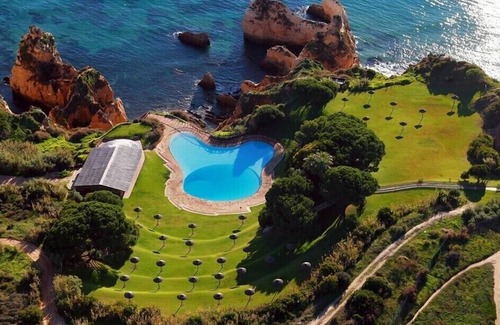 Prainha Apartamento | 2 Bedroom Luxury Apartment at Prainha Resort - 5 minutes walk from the beach