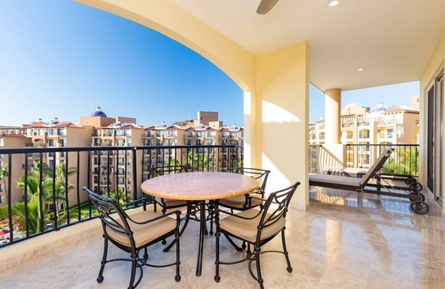 Flamingos Condominio | 2-Bedroom Luxury suite with guaranteed ocean views for a dreamlike experience