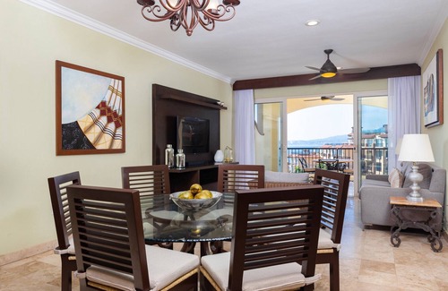 Flamingos Condominio | 2-Bedroom Luxury suite with guaranteed ocean views for a dreamlike experience