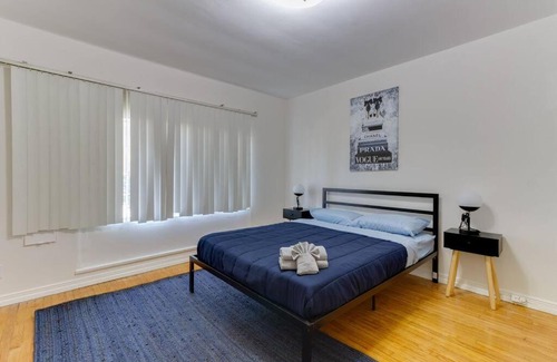 Rampart Village Casa | 2 Bedroom Mid-Wilshire Charmer close to Downtown
