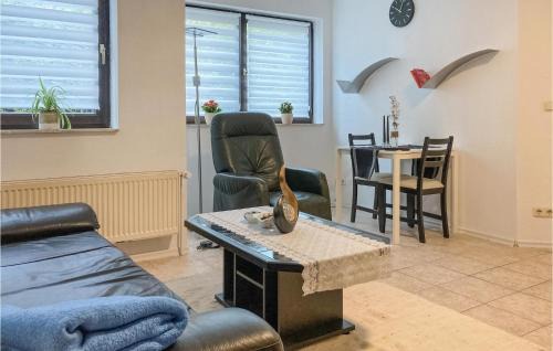Zippendorf Apartamento | 2 Bedroom Nice Apartment In Schwerin