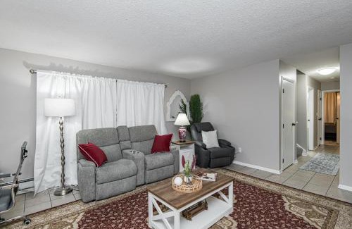 Rochester Apartamento | 2 Bedroom Oasis 5 Mins to Mayo Clinic