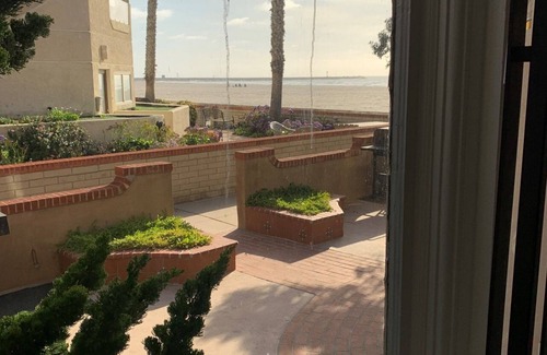 South Mission Beach Casa | 2 Bedroom, Ocean View