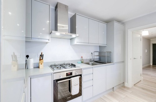 High Wycombe Apartamento | 2 Bedroom Penthouse With Parking High Wycombe Apt. 01