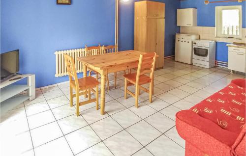 Tuchola Casa | 2 Bedroom Pet Friendly Home In Legbad