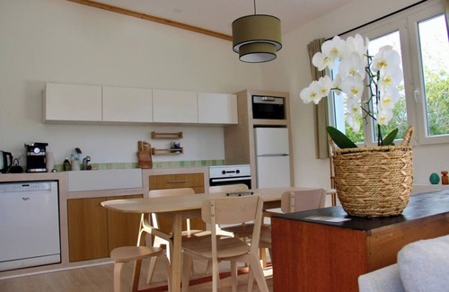 Blainville-sur-Mer Casa | 2 Bedroom Private vacation home in Blainville-sur-mer