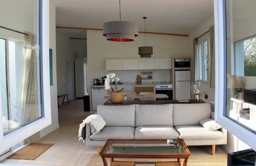 Blainville-sur-Mer Casa | 2 Bedroom Private vacation home in Blainville-sur-mer