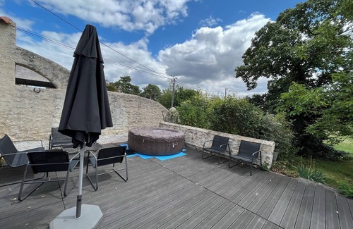 Chouzy-sur-Cisse Casa | 2 Bedroom Private vacation home in Valloire-sur-Cisse