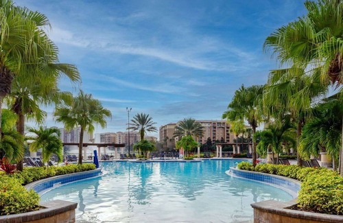Florida Central Atlantic Coast Condominio | 2-bedroom Presidential Suite minutes from Disney Magic, Come enjoy the splendor!