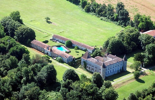 Chalais Casa | 2 Bedroom Private vacation home in Chalais