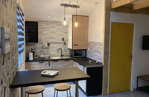 Parc-Chevreul Casa | 2 Bedroom Private vacation home in Dijon