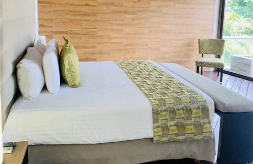 Villa Juarez Complejo | 2-bedroom resort in fabulous Playa del Carmen with fitness room, AC