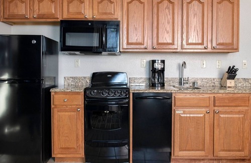 Las Vegas Complejo | 2 bedroom resort near the strip!