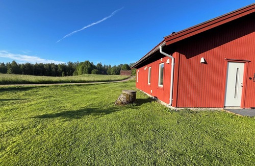 Bengtsfors Municipality Casa | 2-bedroom house 100 meter from lake västra silen.
