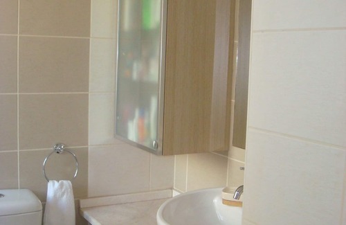 Milas Apartamento | Alquiler de apartamento de 2 dormitorios con vistas al mar, cerca de Güvercinlik, Bodrum